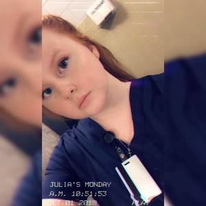 Meet your Posher, Julia